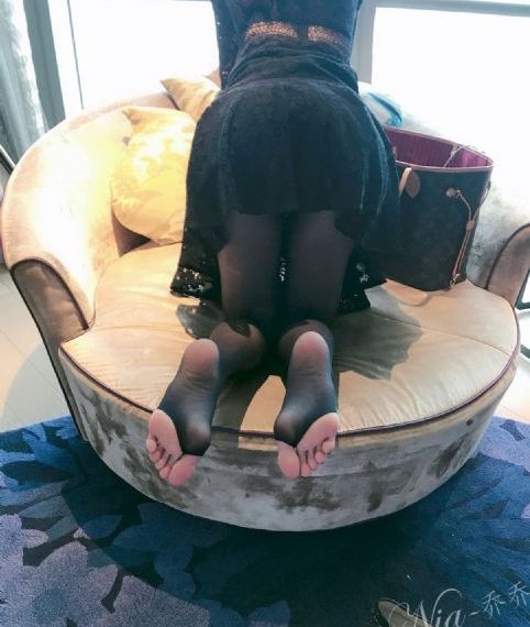 与君相刃