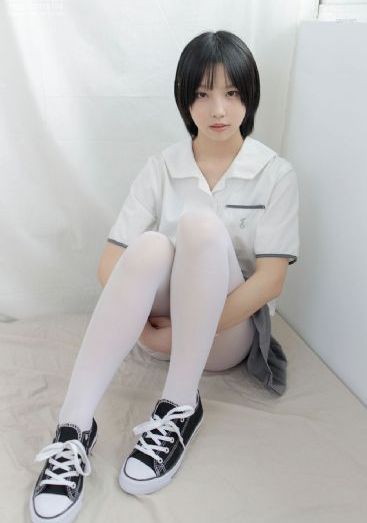 《四位少妇按摩记》完整版