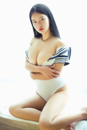 美女光屁屁无遮