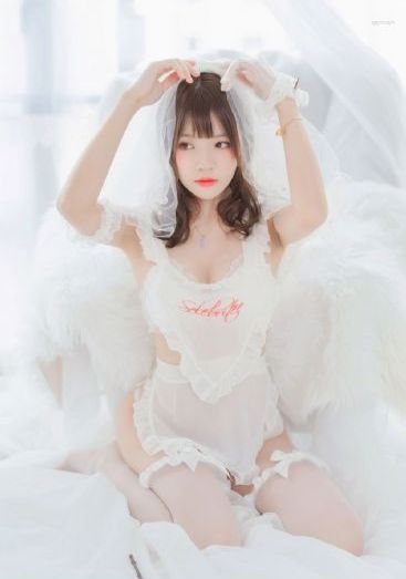 与君初相识犹如故人归