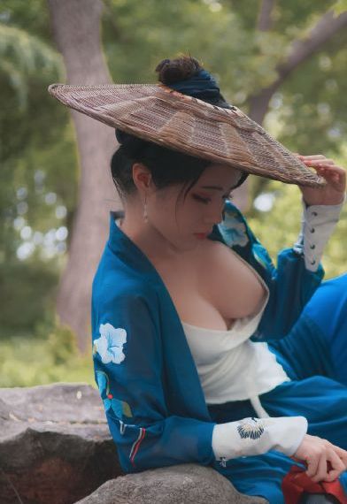 三岛奈津子