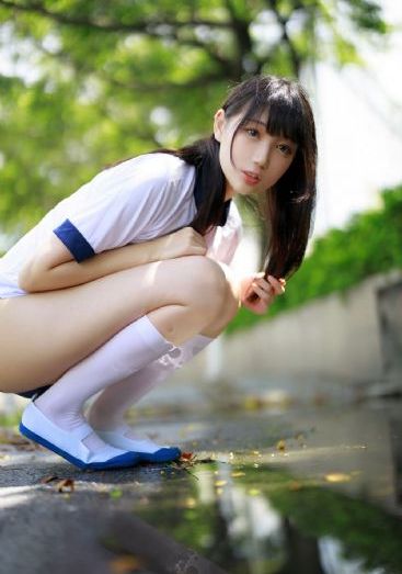 脱了内裤舌头伸进去了电影