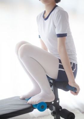 二战电影《猛烈开火》