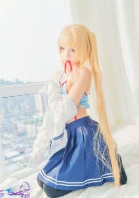 色哺乳xxxxhd牛奶电影