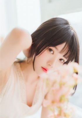 一二三四中文在线